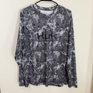 Huk Men's Black and Gray Camo Long Sleeve Fishing Shirt, NWT